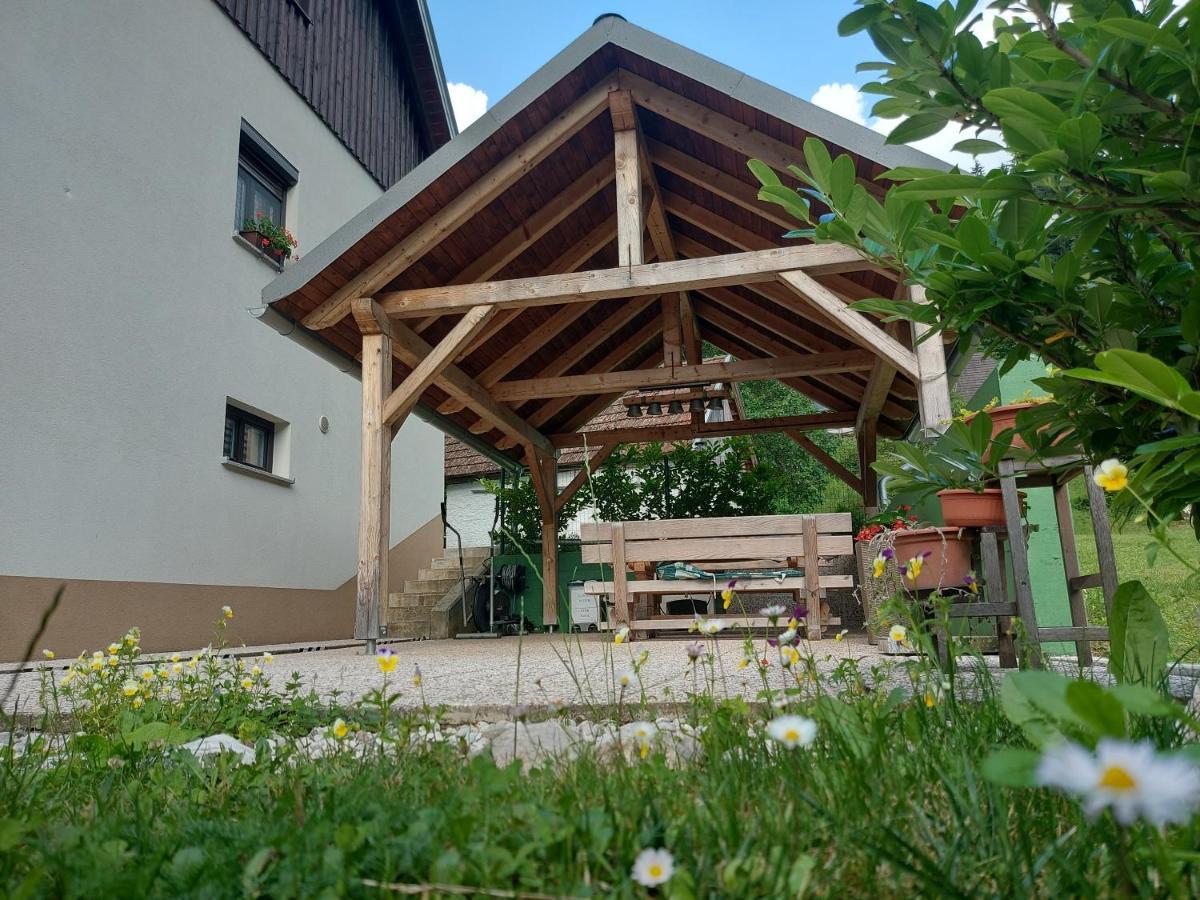 Apartmaji Katrc Appartement Soča Buitenkant foto